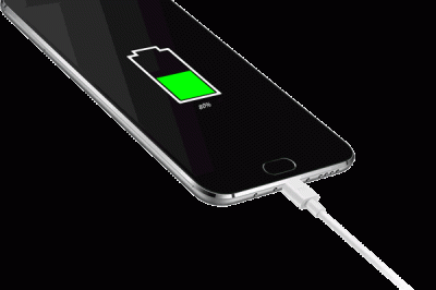 手機(jī)充電先插手機(jī)還是先插電源？你做對了嗎？
