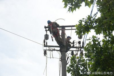 更換絕緣導線，安裝智能開關(guān)和斷路器