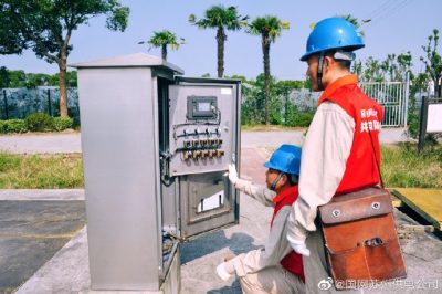 對保鮮倉庫、采摘園等進(jìn)行安全用電檢查